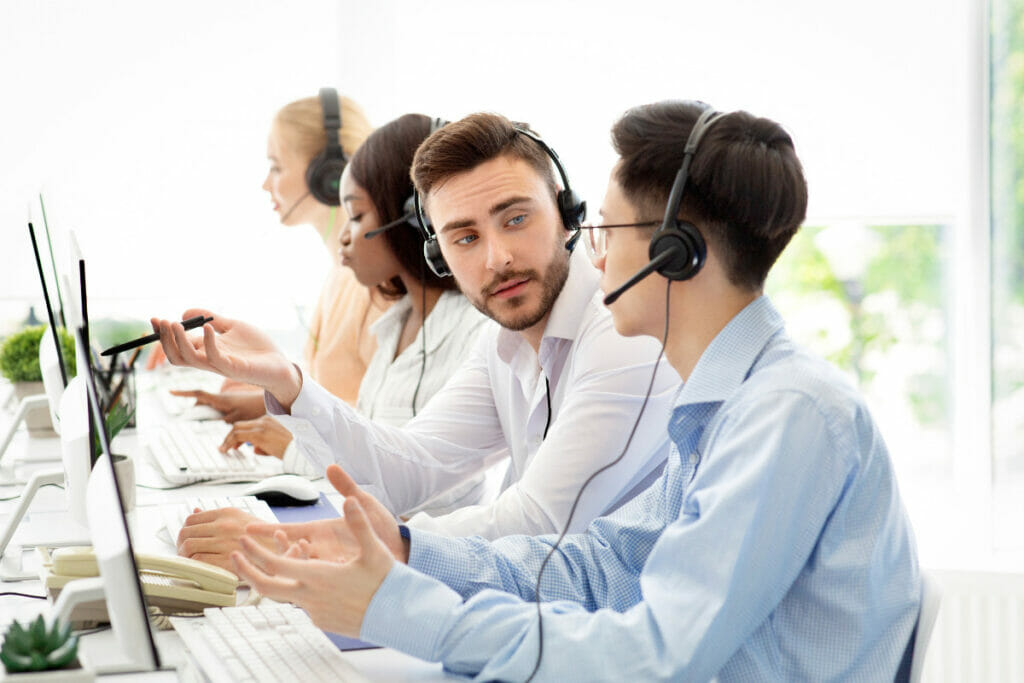 what-is-an-omnichannel-call-center